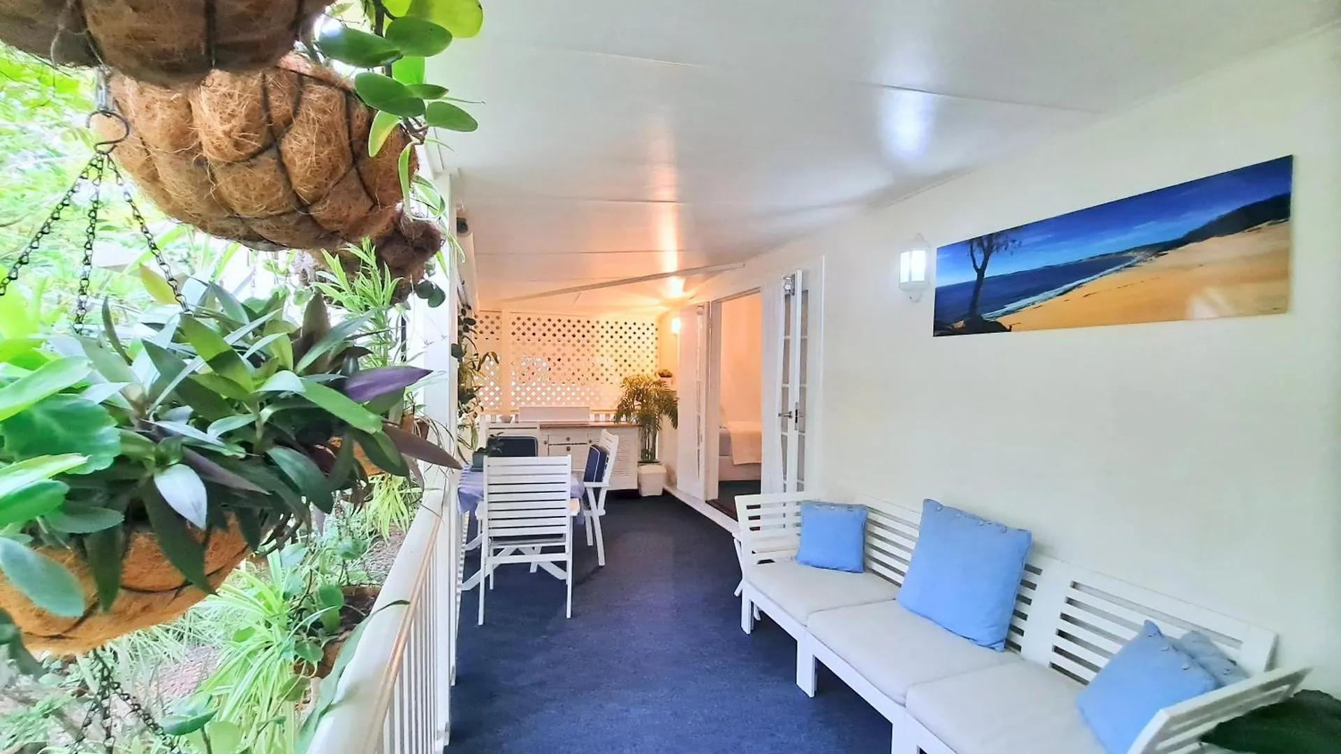 Hotel Debbie's Place Rainbow Beach