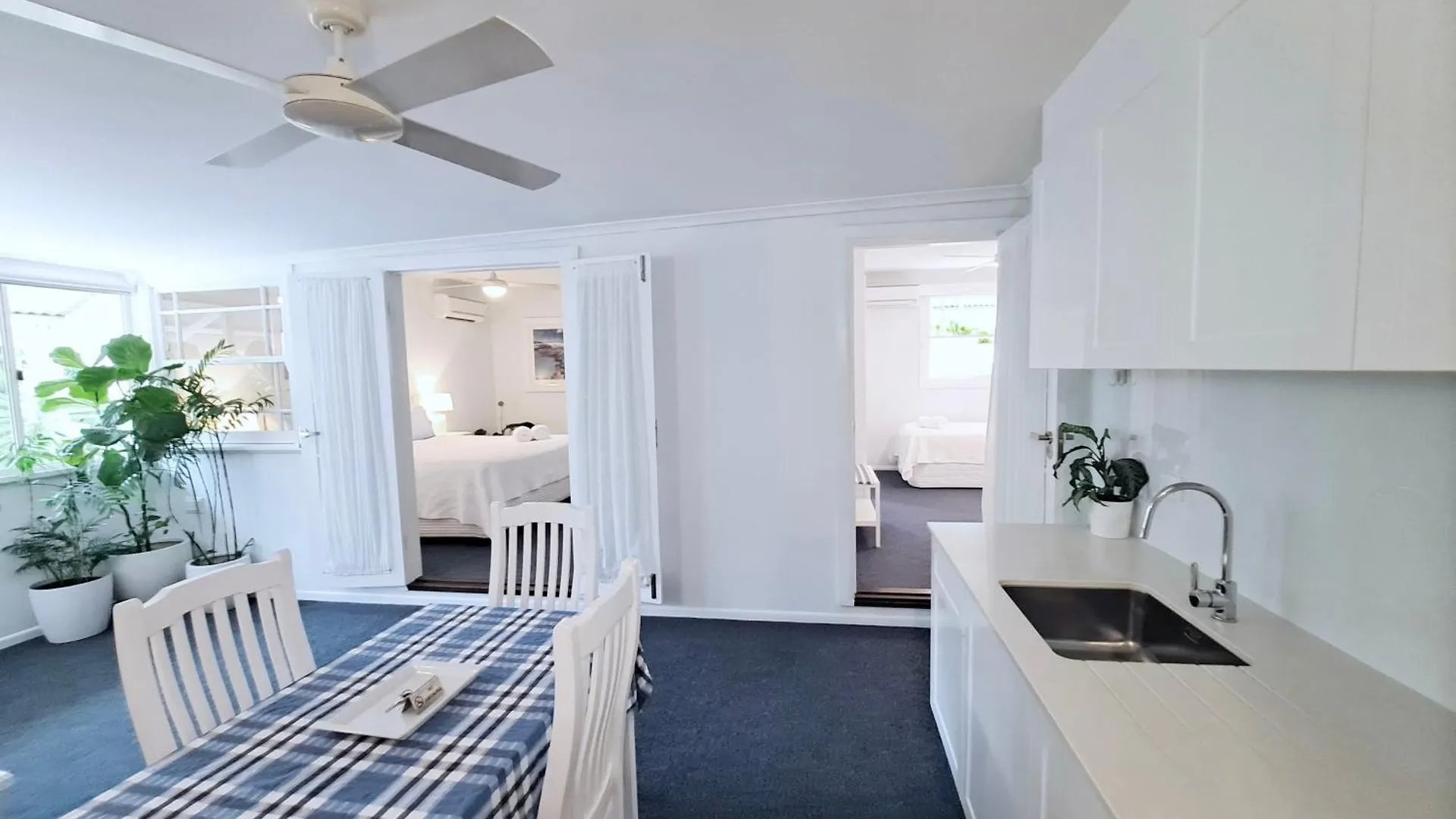 Hotel Debbie's Place Rainbow Beach