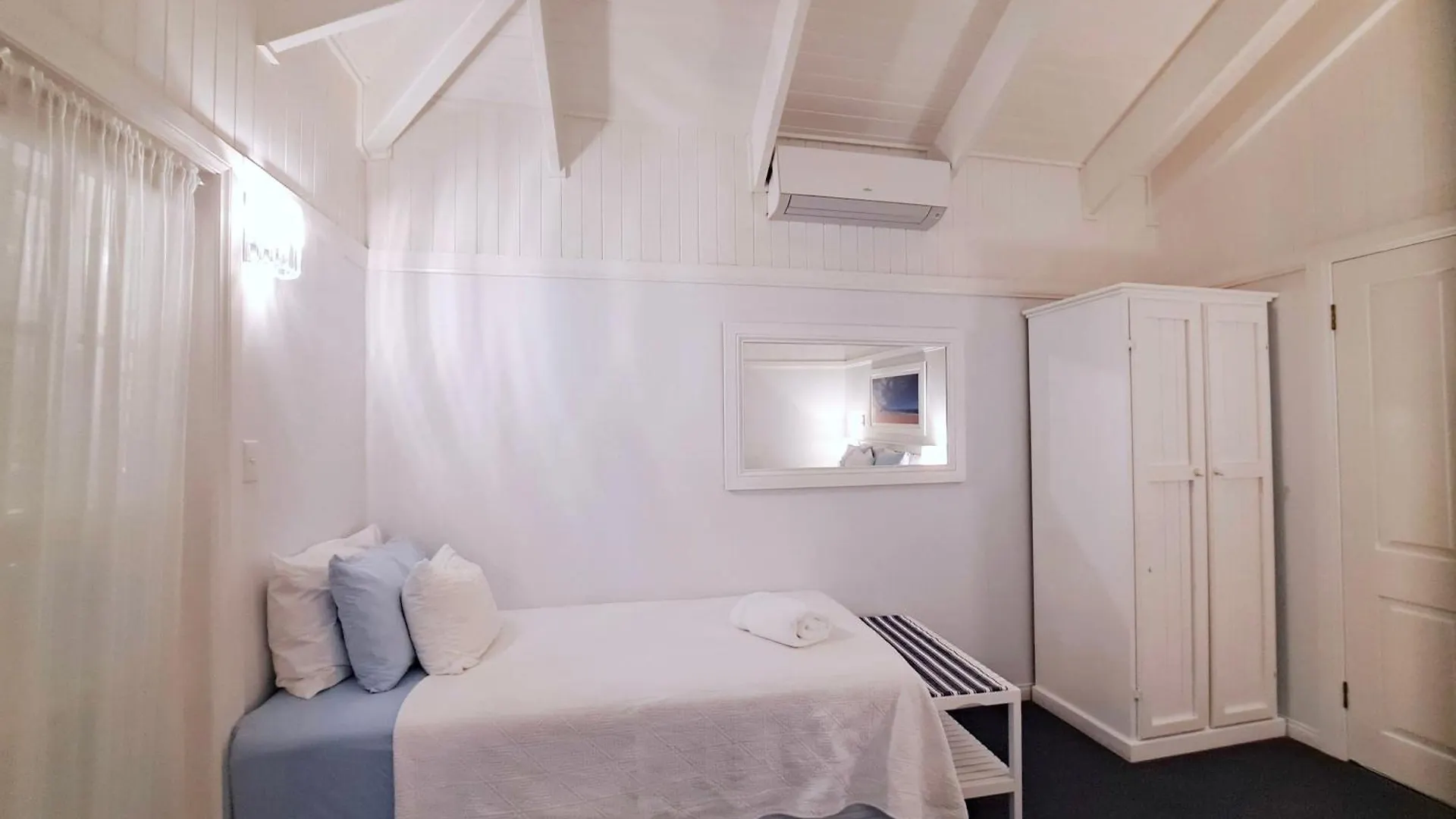 **** Hotel Debbie's Place Rainbow Beach Australië