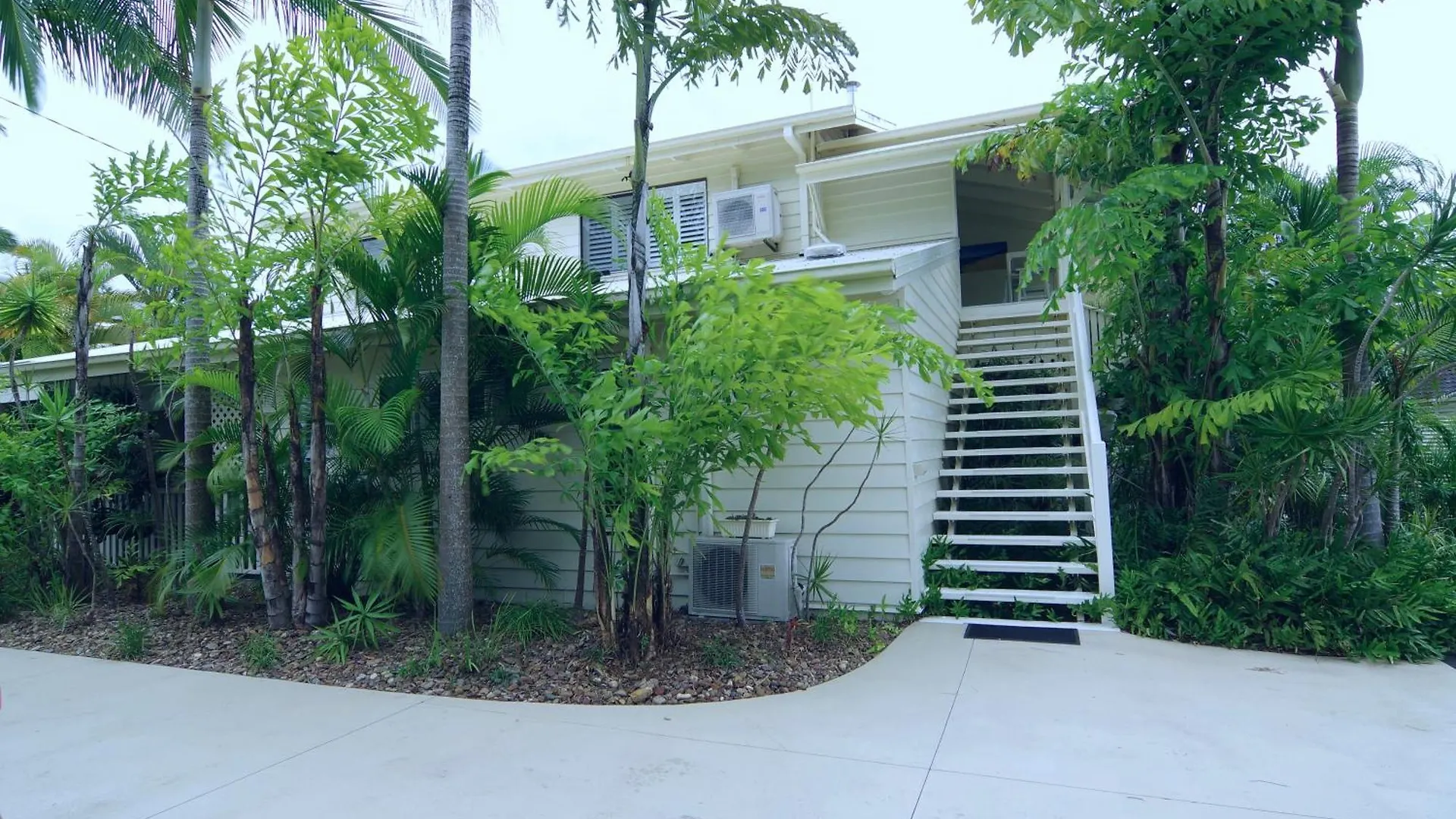 Otel Debbie'S Place Rainbow Beach